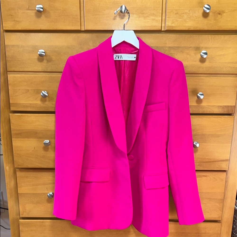 Zara Women's Fuchsia Blazer